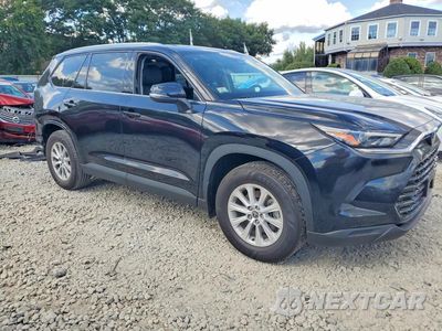 Czwarte zdjęcie samochodu z boku: 2025 TOYOTA GRAND HIGHLANDER XLE VIN:5TDAAAB57SS092689 - miniatura