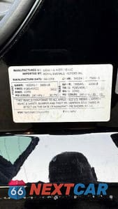Zdjęcie 10 z 10 samochodu: 2018 GMC YUKON XL K1500 SLT VIN:1GKS2GKC2JR383153 - miniatura
