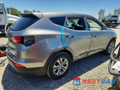Trzecie zdjęcie samochodu z tyłu: 2015 HYUNDAI SANTA FE SPORT 2.4L VIN:5XYZU3LB0FG297820 - miniatura