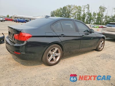 Trzecie zdjęcie samochodu z tyłu: 2015 BMW 328 XI SULEV VIN:WBA3B5G58FNS15916 - miniatura
