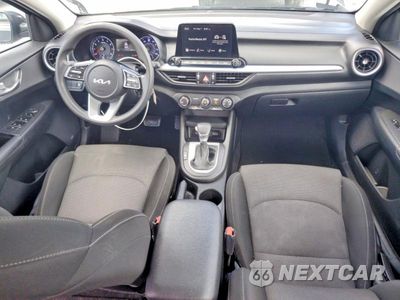Zdjęcie 8 z 12 samochodu: 2023 KIA FORTE LXS VIN:3KPF24AD1PE514146 - miniatura