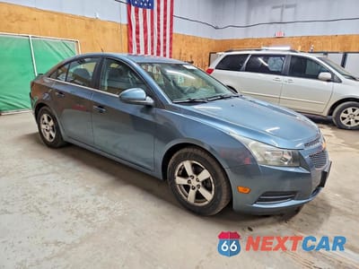 Czwarte zdjęcie samochodu z boku: 2012 CHEVROLET CRUZE LT VIN:1G1PF5SC7C7328313 - miniatura