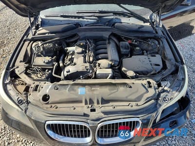 Zdjęcie 11 z 12 samochodu: 2008 BMW 528 XI VIN:WBANV13548CZ60014 - miniatura
