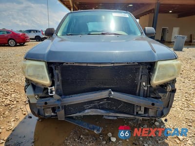 Piąte zdjęcie samochodu w środku: 2008 MAZDA TRIBUTE I VIN:4F2CZ02Z08KM30514 - miniatura