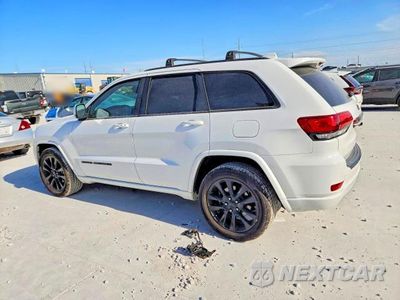 Drugie zdjęcie samochodu z przodu: 2017 JEEP GRAND CHEROKEE LAREDO VIN:1C4RJEAG7HC829185 - miniatura