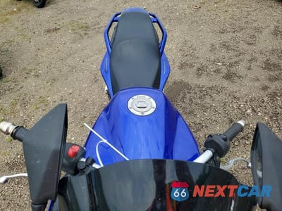 Piąte zdjęcie samochodu w środku: 2006 YAMAHA FZ6 S VIN:JYARJ08E76A007014 - miniatura