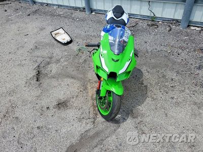 Piąte zdjęcie samochodu w środku: 2024 KAWASAKI ZX1002 L VIN:JKBZXVL16RA012333 - miniatura