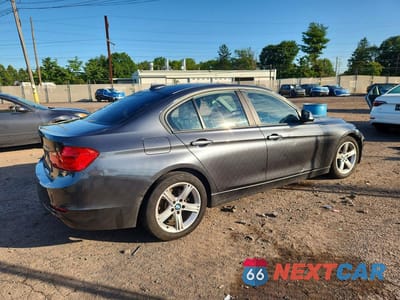 Trzecie zdjęcie samochodu z tyłu: 2014 BMW 320 VIN:WBA3C3G55ENR25212 - miniatura