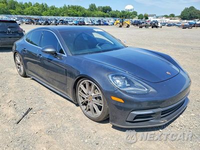 Czwarte zdjęcie samochodu z boku: 2018 PORSCHE PANAMERA 4S VIN:WP0AB2A79JL135581 - miniatura