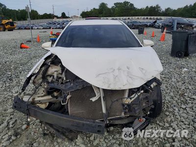 Piąte zdjęcie samochodu w środku: 2017 TOYOTA COROLLA LE VIN:5YFBURHE2HP600635 - miniatura