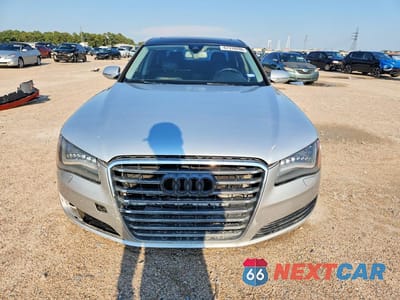 Piąte zdjęcie samochodu w środku: 2013 AUDI A8 L QUATTRO VIN:WAURGAFD4DN000530 - miniatura