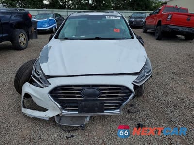 Piąte zdjęcie samochodu w środku: 2018 HYUNDAI SONATA SEL VIN:5NPE34AF2JH694279 - miniatura