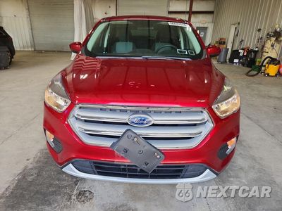 Piąte zdjęcie samochodu w środku: 2019 FORD ESCAPE SE VIN:1FMCU9GD6KUC18126 - miniatura