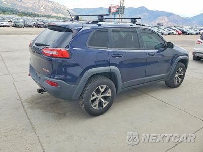 Trzecie zdjęcie samochodu z tyłu: 2014 JEEP CHEROKEE TRAILHAWK VIN:1C4PJMBS8EW201361 - miniatura