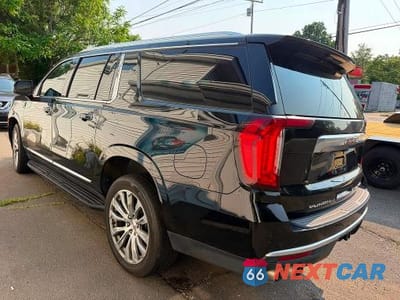 Drugie zdjęcie samochodu z przodu: 2021 GMC YUKON XL DENALI VIN:1GKS2JKL9MR354346 - miniatura