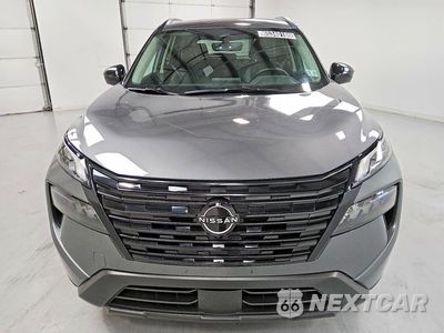 Piąte zdjęcie samochodu w środku: 2026 NISSAN ROGUE DARK ARMOR VIN:5N1BT3BB2TC794143 - miniatura