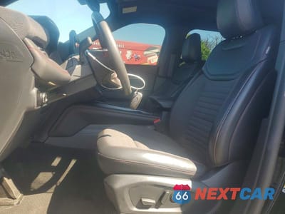 Zdjęcie 7 z 14 samochodu: 2025 FORD EXPLORER ST-LINE VIN:1FMUK8KHXSGB83734 - miniatura