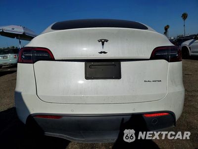 Zdjęcie 6 z 13 samochodu: 2021 TESLA MODEL Y VIN:5YJYGDEE8MF157115 - miniatura