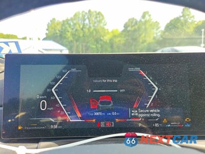Zdjęcie 9 z 12 samochodu: 2024 BMW 330XI VIN:3MW89FF09R8E26711 - miniatura