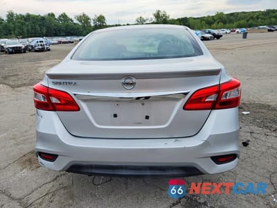 Zdjęcie 6 z 13 samochodu: 2017 NISSAN SENTRA S VIN:3N1AB7AP8HY405689 - miniatura