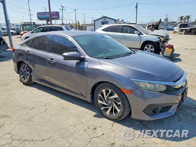 Czwarte zdjęcie samochodu z boku: 2017 HONDA CIVIC EX VIN:2HGFC2F8XHH515073 - miniatura