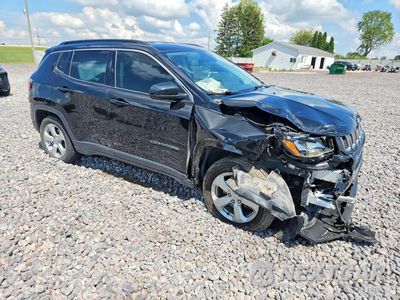 Czwarte zdjęcie samochodu z boku: 2019 JEEP COMPASS LATITUDE VIN:3C4NJDBB0KT713611 - miniatura