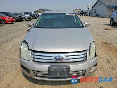 Piąte zdjęcie samochodu w środku: 2008 FORD FUSION SE VIN:3FAHP07Z88R232978 - miniatura