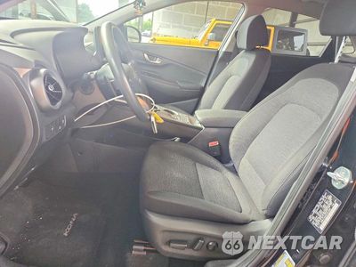 Zdjęcie 7 z 12 samochodu: 2023 HYUNDAI KONA SE VIN:KM8K23AGXPU181669 - miniatura