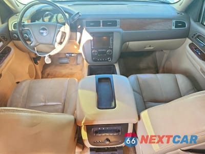 Zdjęcie 8 z 13 samochodu: 2008 GMC YUKON XL K1500 VIN:1GKFK16358R177540 - miniatura