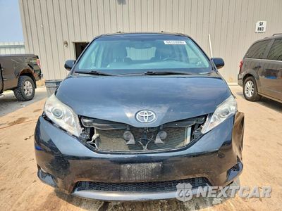 Piąte zdjęcie samochodu w środku: 2015 TOYOTA SIENNA XLE 7-PASSENGER VIN:5TDDK3DC4FS107060 - miniatura