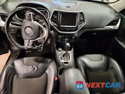 Zdjęcie 8 z 13 samochodu: 2016 JEEP CHEROKEE TRAILHAWK VIN:1C4PJMBSXGW109736 - miniatura