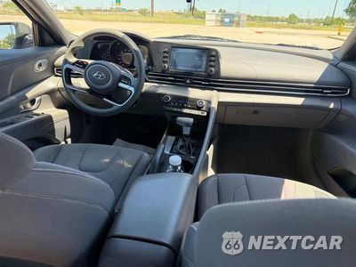 Zdjęcie 9 z 10 samochodu: 2021 HYUNDAI ELANTRA SEL VIN:KMHLM4AG3MU192044 - miniatura
