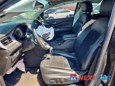 Zdjęcie 7 z 14 samochodu: 2019 GMC ACADIA SLT-1 VIN:1GKKNMLS3KZ177353 - miniatura