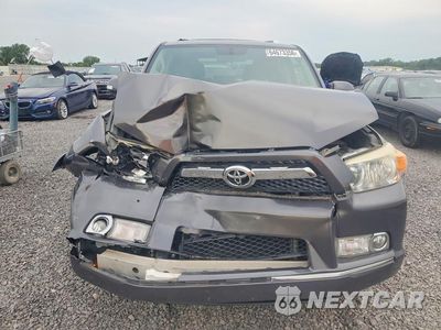 Piąte zdjęcie samochodu w środku: 2012 TOYOTA 4RUNNER SR5 VIN:JTEZU5JR7C5040584 - miniatura