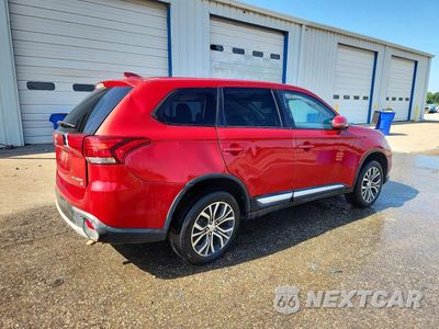 Trzecie zdjęcie samochodu z tyłu: 2018 MITSUBISHI OUTLANDER SE VIN:JA4AZ3A36JZ042152 - miniatura
