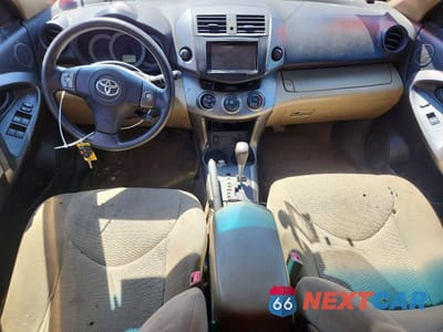 Zdjęcie 8 z 13 samochodu: 2011 TOYOTA RAV4 BASE VIN:JTMBF4DV8B5043401 - miniatura