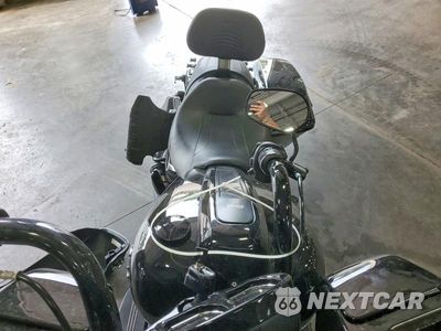 Piąte zdjęcie samochodu w środku: 2023 HARLEY-DAVIDSON FLTRXS VIN:1HD1KTP16PB605507 - miniatura
