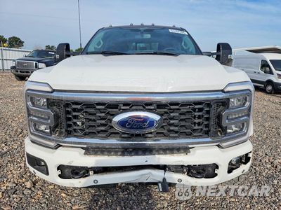 Piąte zdjęcie samochodu w środku: 2024 FORD F450 SUPER DUTY VIN:1FT8W4DT4REF04306 - miniatura