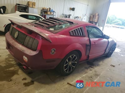 Trzecie zdjęcie samochodu z tyłu: 2006 FORD MUSTANG GT VIN:1ZVFT82HX65250986 - miniatura