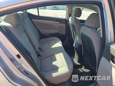 Zdjęcie 10 z 12 samochodu: 2019 HYUNDAI ELANTRA SEL VIN:5NPD84LFXKH411591 - miniatura