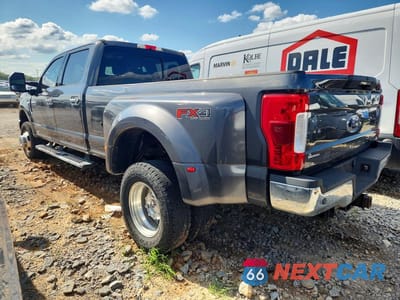 Drugie zdjęcie samochodu z przodu: 2019 FORD F350 SUPER DUTY VIN:1FT8W3DTXKEF46429 - miniatura