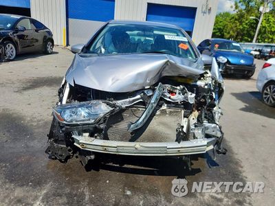 Piąte zdjęcie samochodu w środku: 2019 HONDA FIT LX VIN:3HGGK5H40KM732854 - miniatura