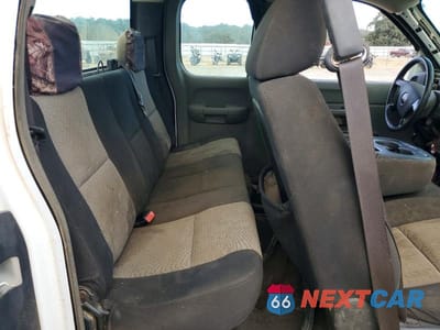 Zdjęcie 10 z 12 samochodu: 2007 GMC NEW SIERRA C1500 VIN:2GTEC19C571590727 - miniatura