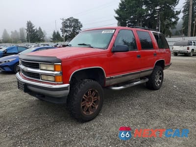 1998 CHEVROLET TAHOE K1500 1GNEK13R7WJ338778 - główne zdjęcie licytacji z USA - miniatura