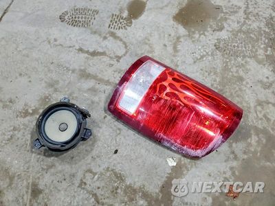 Zdjęcie 12 z 13 samochodu: 2013 GMC SIERRA K1500 SLE VIN:1GTR2VE08DZ260266 - miniatura