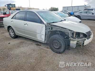 Czwarte zdjęcie samochodu z boku: 2003 TOYOTA CAMRY LE VIN:4T1BE32K93U188116 - miniatura