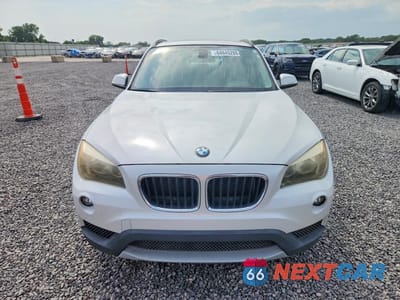 Piąte zdjęcie samochodu w środku: 2013 BMW X1 SDRIVE28I VIN:WBAVM1C55DVL64072 - miniatura
