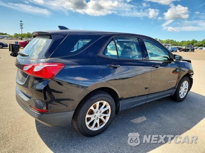 Trzecie zdjęcie samochodu z tyłu: 2019 CHEVROLET EQUINOX LS VIN:3GNAXSEV9KL288503 - miniatura