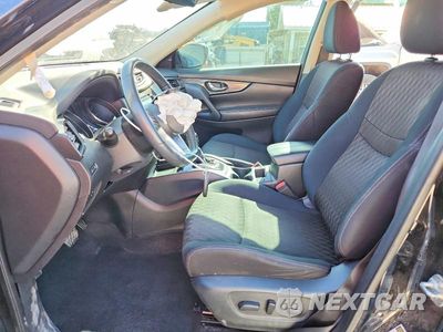 Zdjęcie 7 z 13 samochodu: 2018 NISSAN ROGUE SV VIN:5N1AT2MV7JC738287 - miniatura