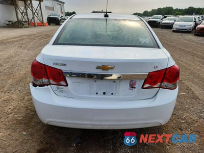Zdjęcie 6 z 12 samochodu: 2015 CHEVROLET CRUZE LT VIN:1G1PC5SBXF7270170 - miniatura